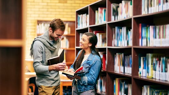 Ratschläge zur Nutzung von Bibliotheken und Online-Ressourcen für die Recherche